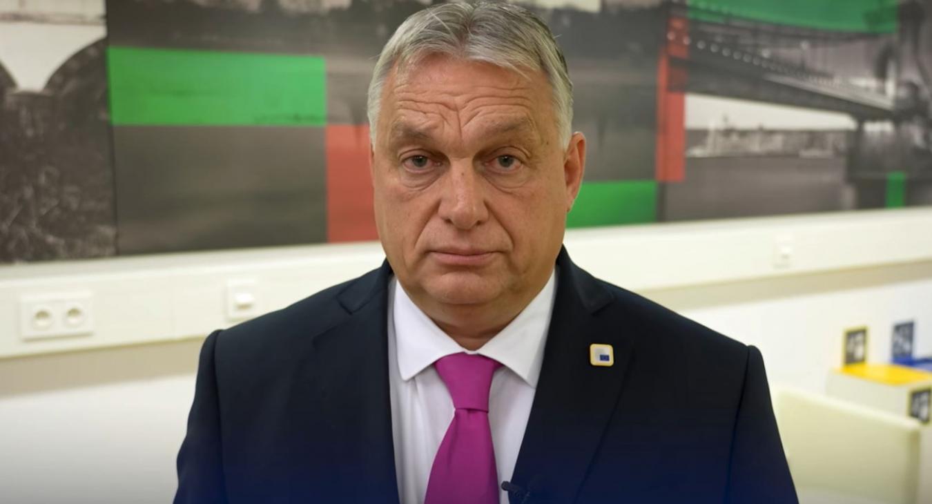 Orbán Viktort tartják a kegyelmi botrány fő felelősének