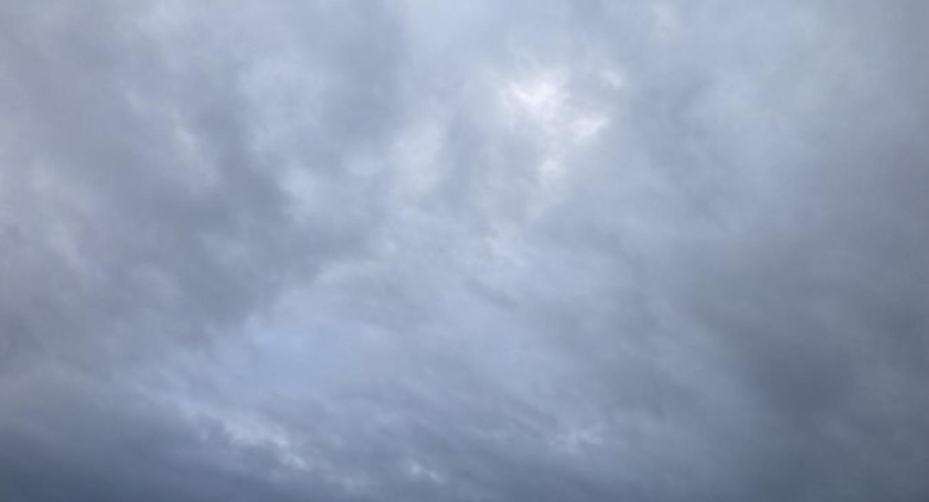 Átlagos idő, kevesebb eső