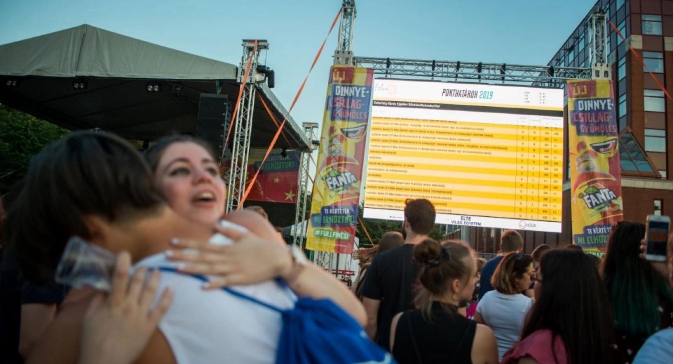 Rokonokért, templomi szolgálatért, lakcímért is pluszpont járhat idéntől az egyetemi felvételiken