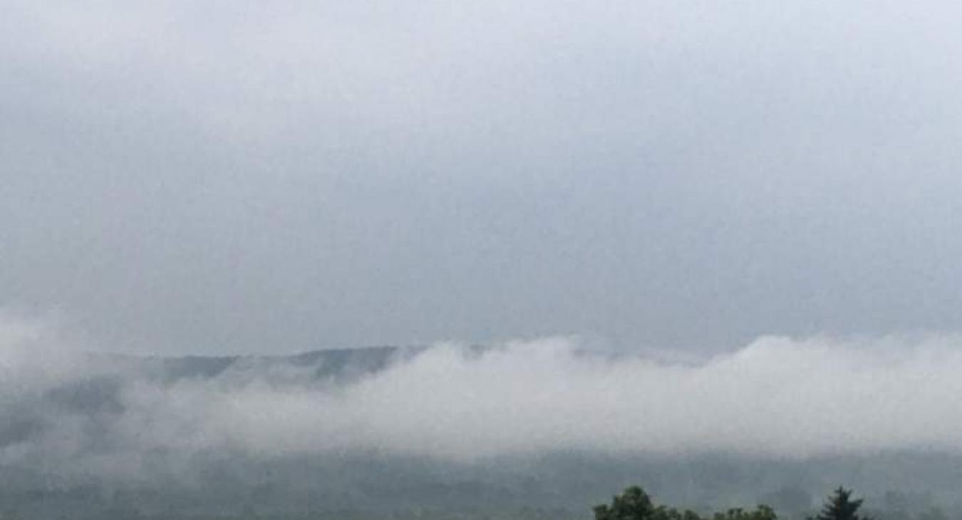 Címlapkép forrása: Esős, kissé szeles és borongós szerda