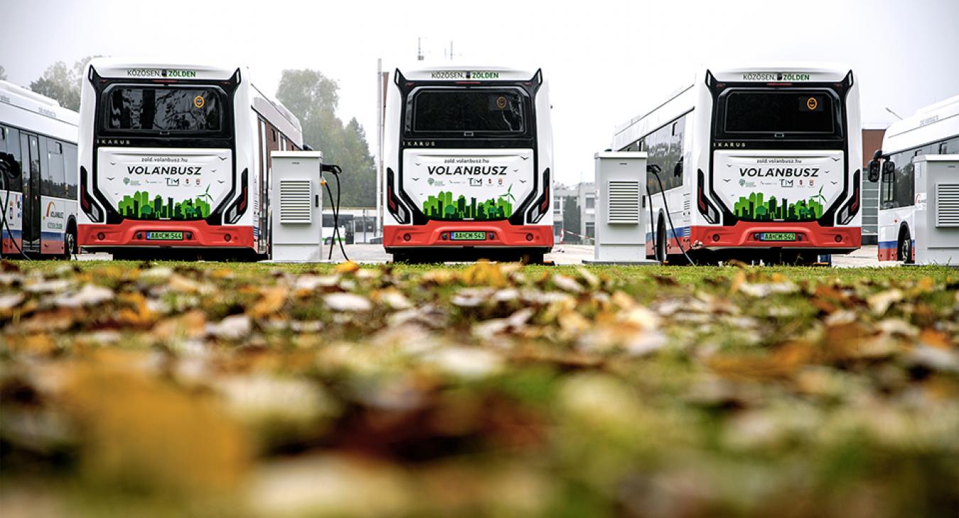 Pályázati támogatással szerezhet be 20 darab új elektromos autóbuszt a Volánbusz