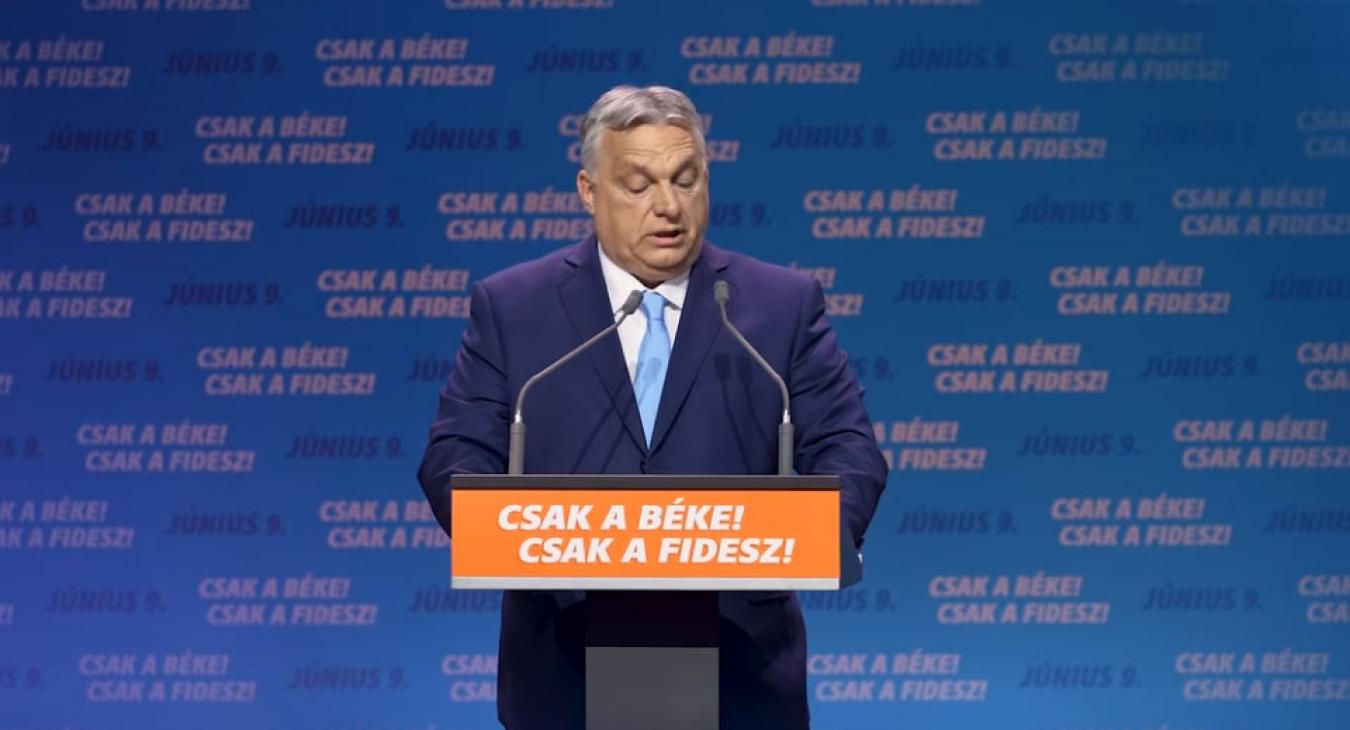 Magyar Orbánnak: „Milyen érzés fenyegetni a saját népét és közben eljátszani az áldozatot?”