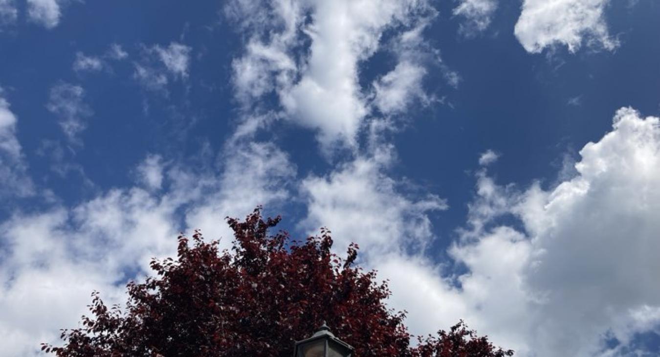 Gyönyörű májusi idővel indul a hét, az esőre még várni kell