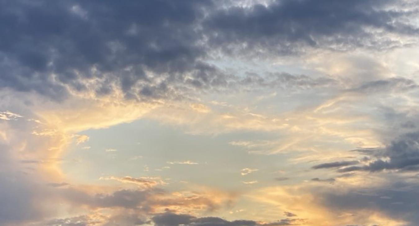 Záporokkal, zivatarokkal búcsúzik a tavasz