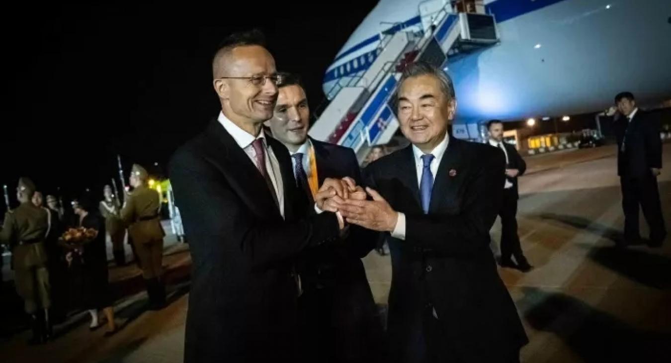 Idén 400 ezer ember repülhet átszállás nélkül Budapest és Kína között – az USA-ba egy sem