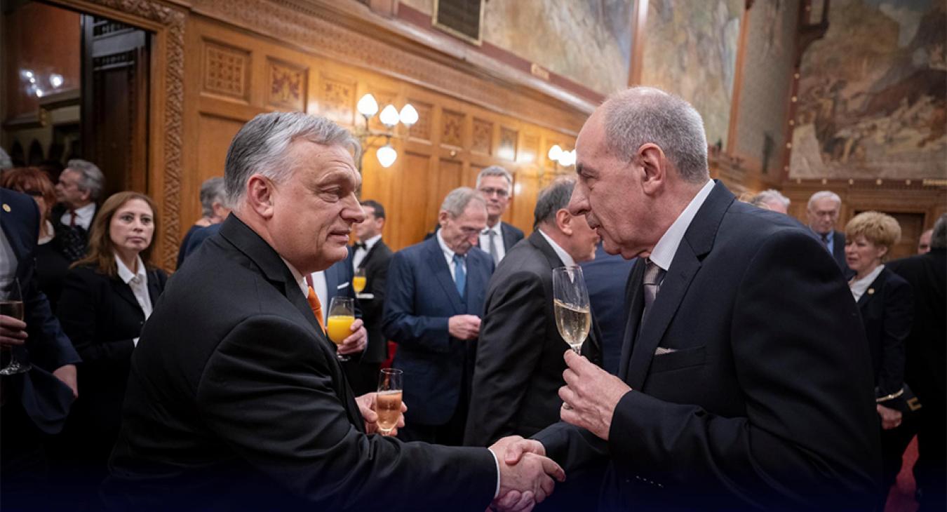 Dobrev Klára: Összegyűltek az aláírások, Sulyok Tamás megbukott, Orbán Viktor pedig gyáván hallgat