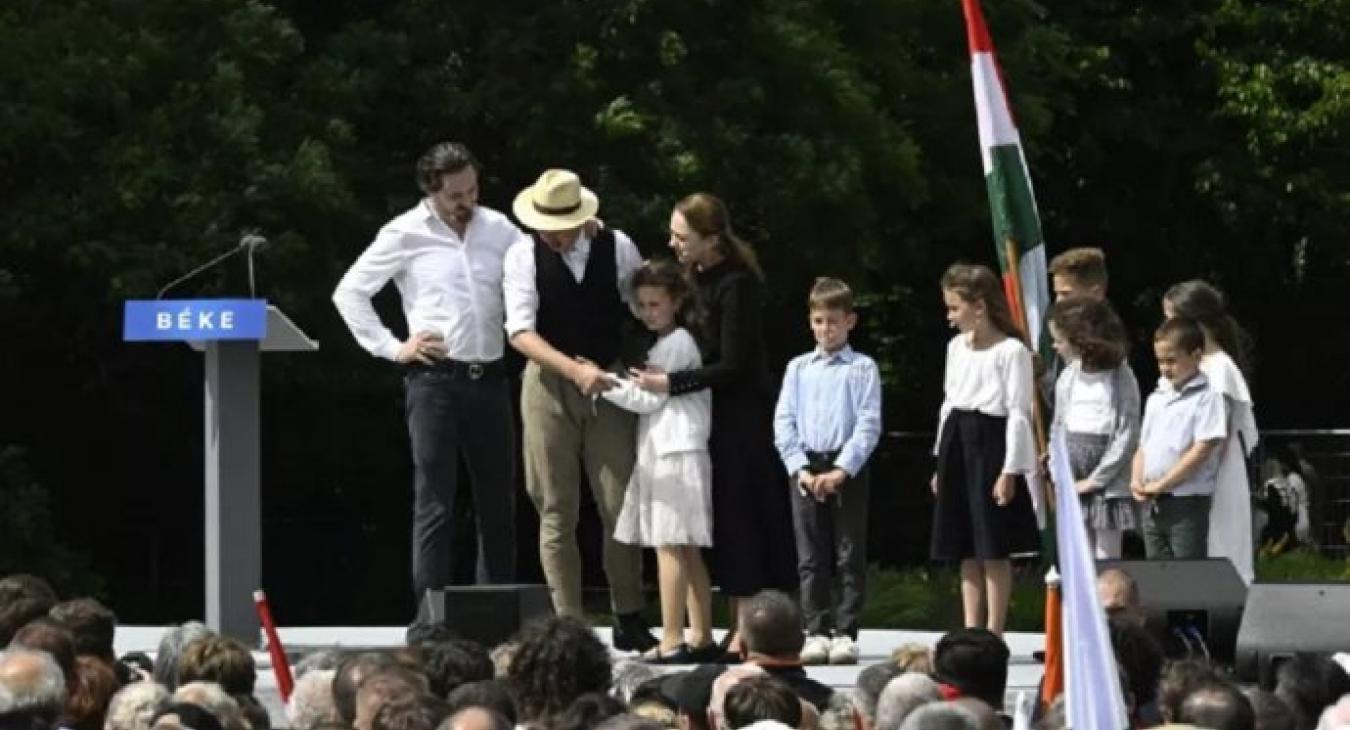 Már rég nem lesz Orbán-rezsim, de még mindig itt lesz Vidnyánszky és a gyermekpropaganda szégyene