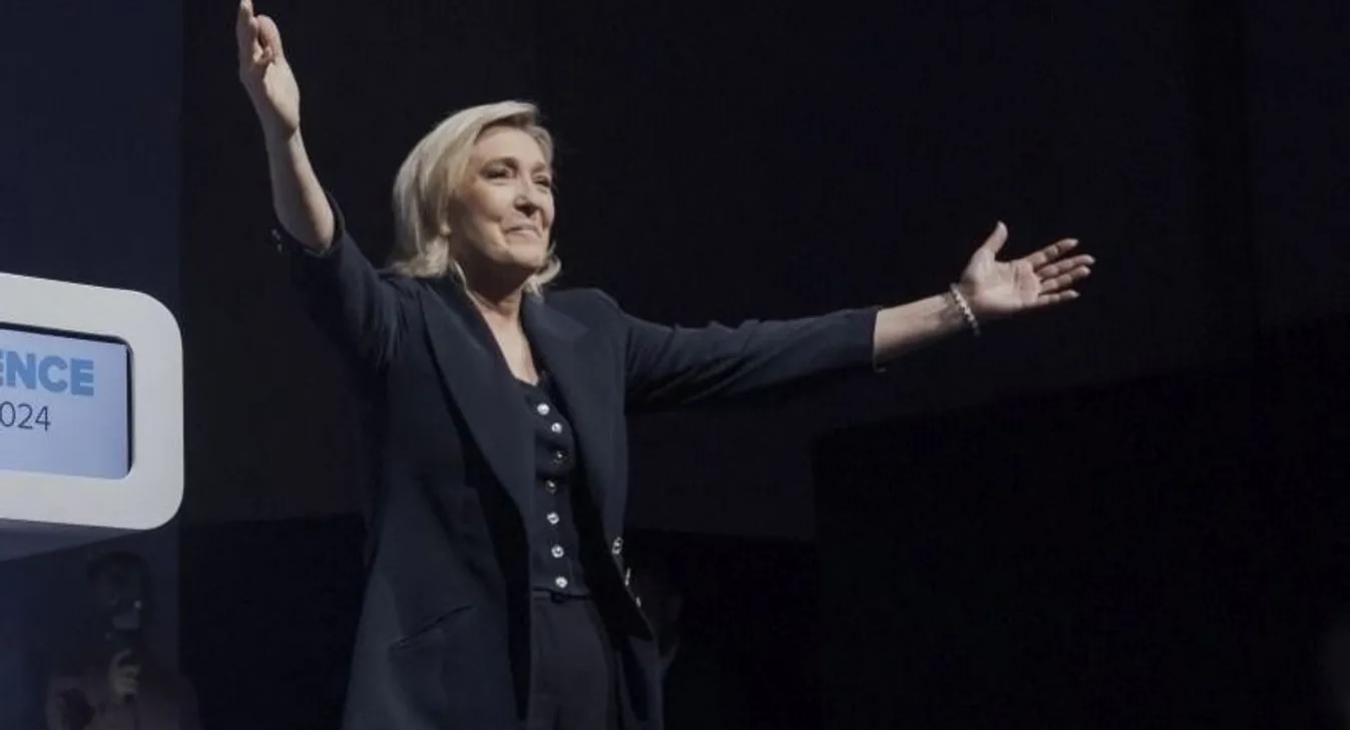 Le Pen pártja is csatlakozik a Patrióták Európáért frakcióhoz 