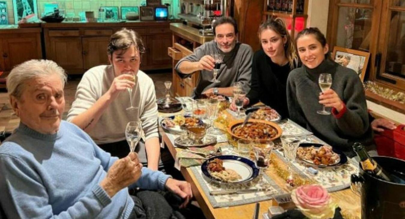 Kérdéses, hogy ki kapja meg Alain Delon hagyatékát! 