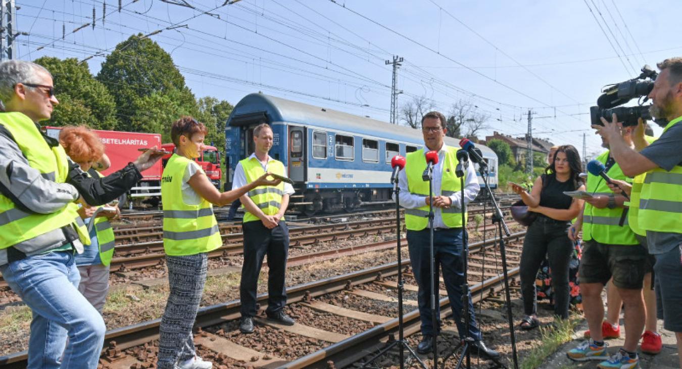 Kedd délelőtt indulhat újra a forgalom a Keleti pályaudvaron