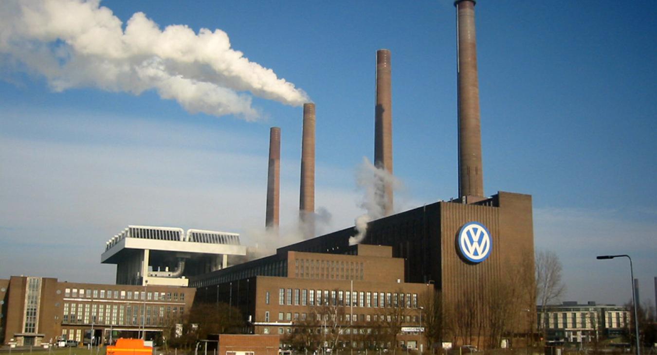 Megszületett a hadüzenet a Volkswagennél: visszakormányozhatják a céget kilencvenes évek elejére