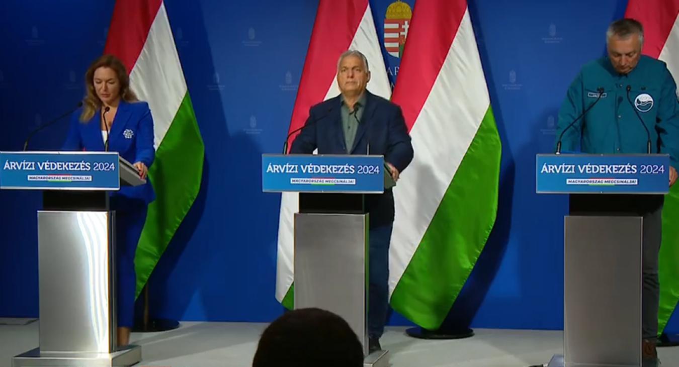 Orbán Viktor rendkívüli sajtótájékoztatója: A 11-es utat részben nem lehet megvédeni 