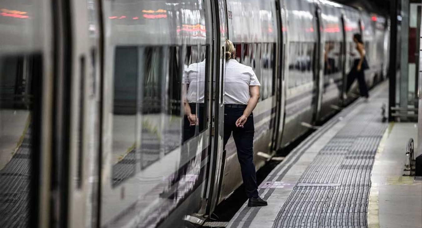 Titkosszolgálati aggályok miatt borult a magyar gigaüzlet, perre mennének