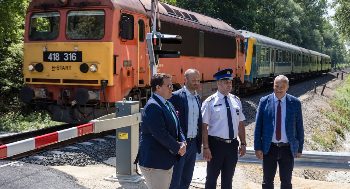 A MÁV új vezérigazgatója szerint az a baj, hogy túl sok az utas a vonatokon