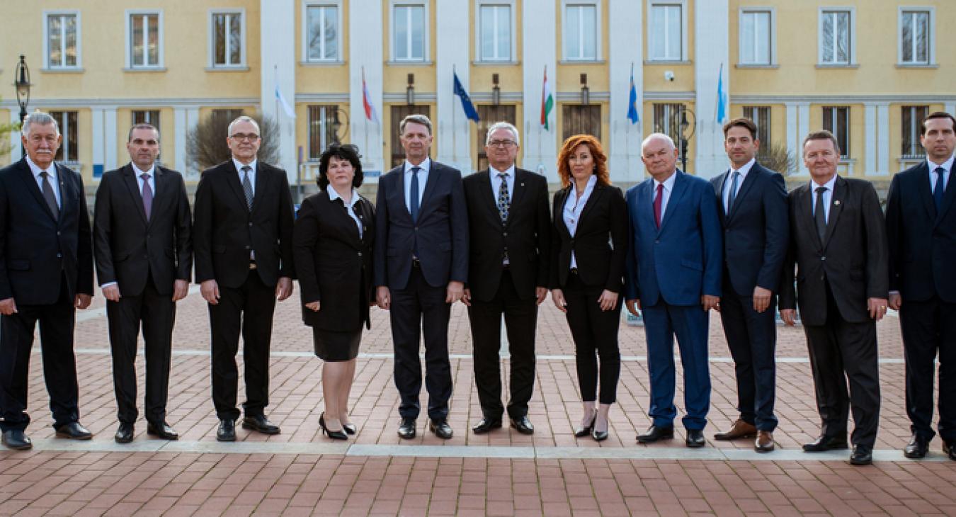 Odaszúrt volna a nagykanizsai Fidesz az új polgármesternek, ehelyett az elmúlt 18 évük pénzszórását leplezte le