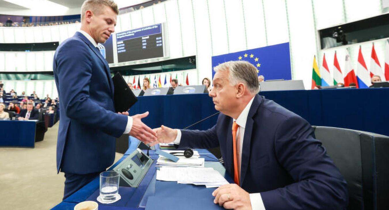 Orbán Viktor a testtartásával árulta el Magyar Péterhez való viszonyát, állítja a szakértő