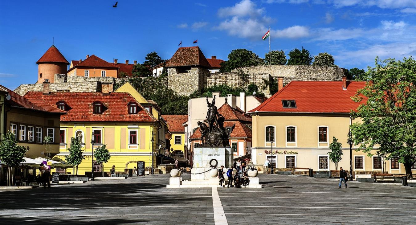 Eddig a Fidesz ellenezte a leghangosabban az idegenforgalmi adó emelését, most már ők szeretnék emelni