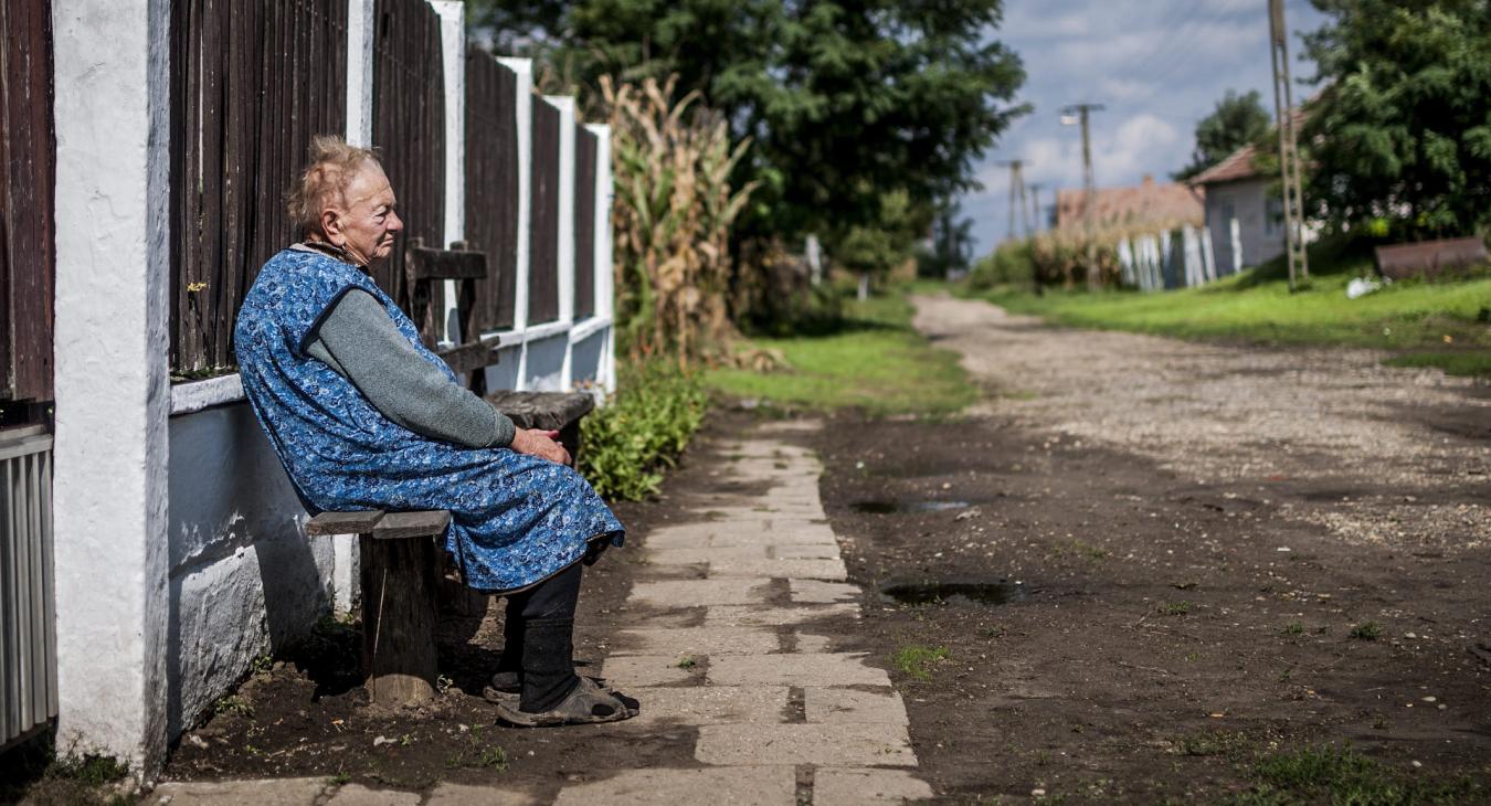 Döntött a kormány, szűkítenék a 13. havi nyugdíjban részesülők körét 