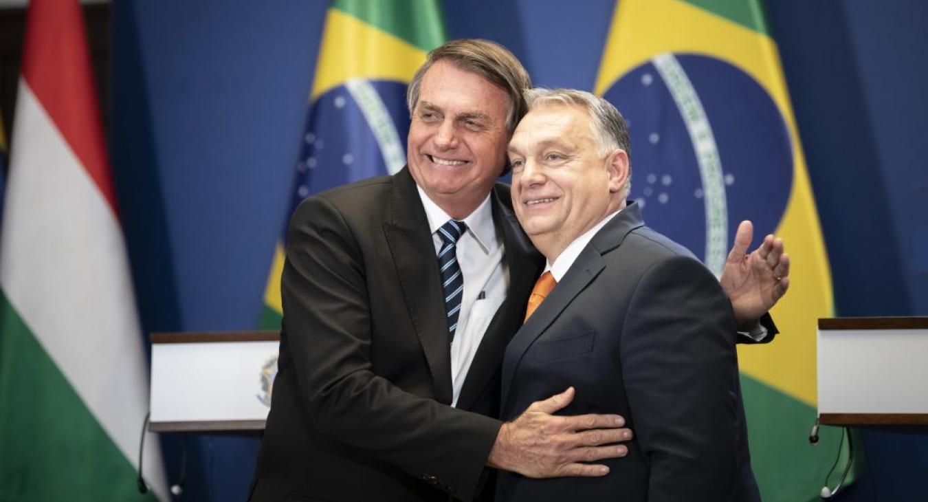 Vádat emeltek Jair Bolsonaro ellen, boszorkányüldözést emleget