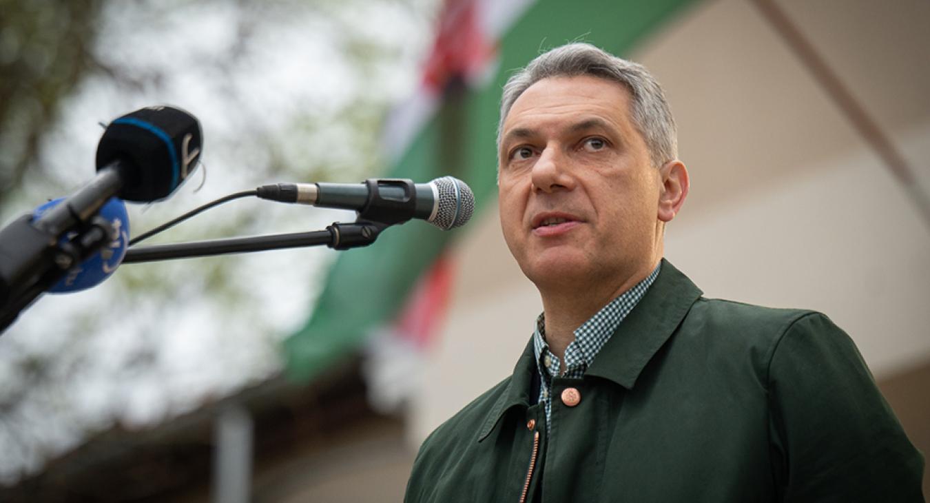   Lázár János figyelmeztetett, az Orbán-kormány szakítani fog, ha a milliárdosok életmódjuknál vagy mentalitásuknál fogva megszegik a társadalmi normákat