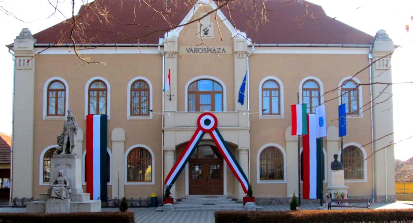 Önazonossági törvény: megvan az első település, amely rendeletet hozott 