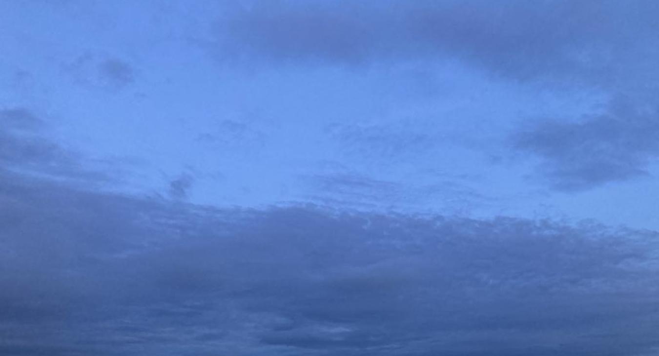 A kora nyárias időben szükség lesz az esernyőre