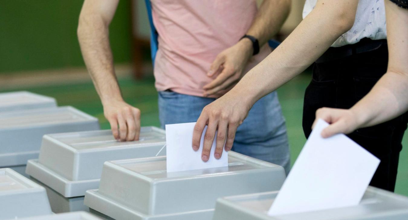 A gárdonyi időközin három kerületből kettőben megverték a függetlenül induló fideszeseket