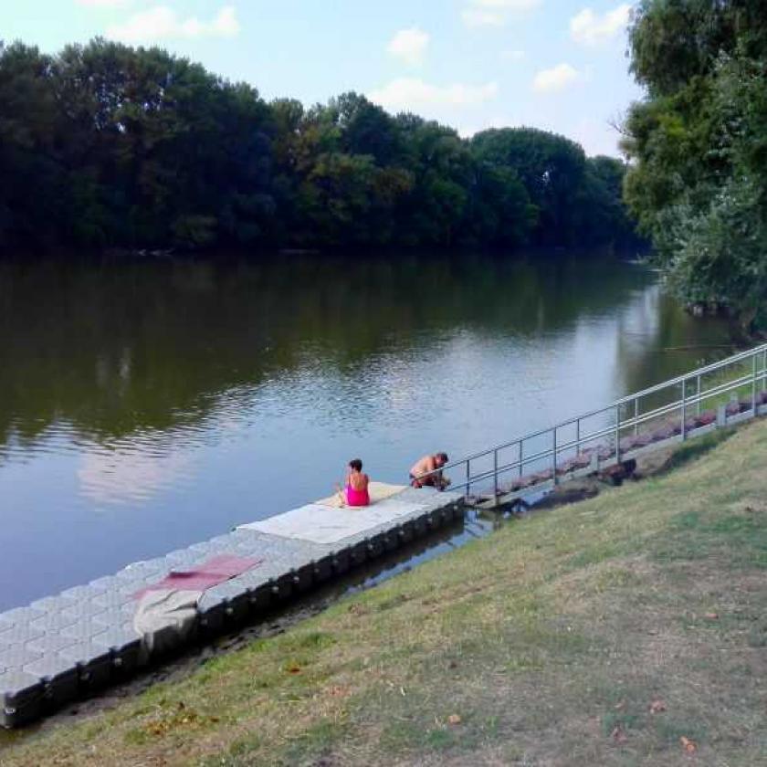 Van három strand, ahol könnyű hányást és hasmarsot összeszedni