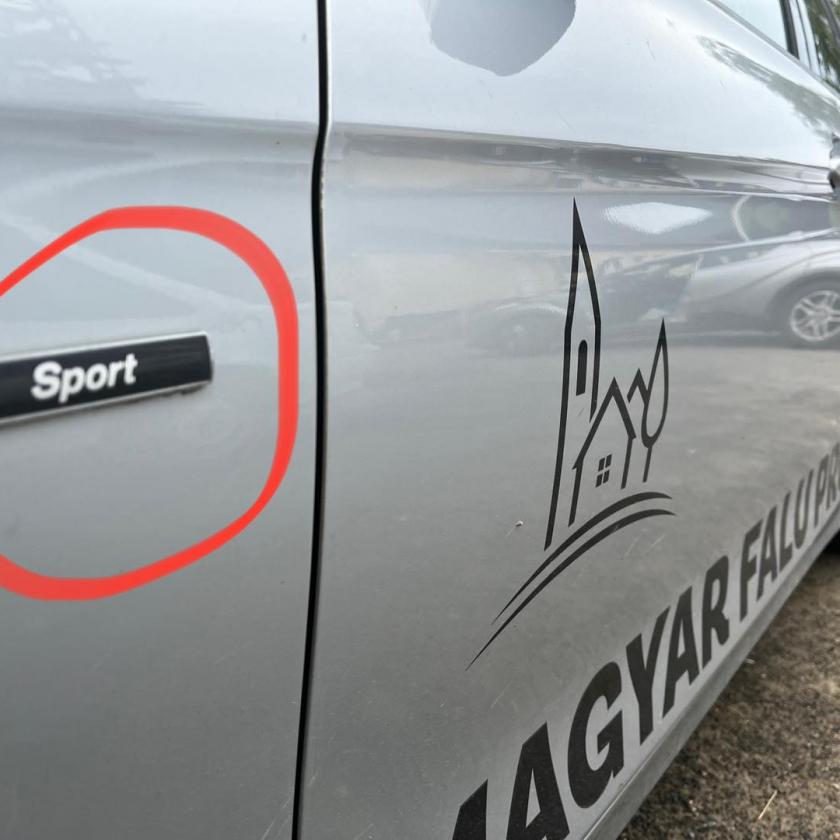 Sportos BMW-re ment a pénz a karancslapujtői romákat segítő egyesületben 