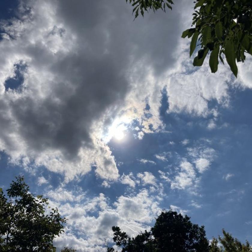 Nyaralóidő egy-egy záporral