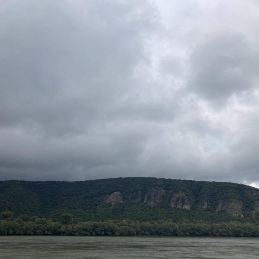 Felhős, szeles és hideg hétkezdet