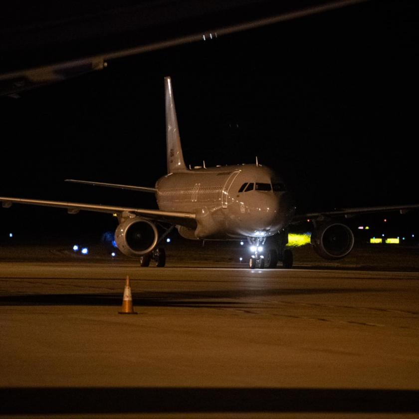 215 embert menekített ki Izraelből a magyar légierő két gépe 