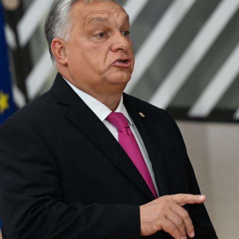 "Meddig mehet még el Orbán Viktor, amíg azt nem mondjuk, hogy elég?" 