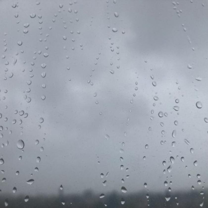 Kiadós esőt kapunk a nyakunkba szerdán