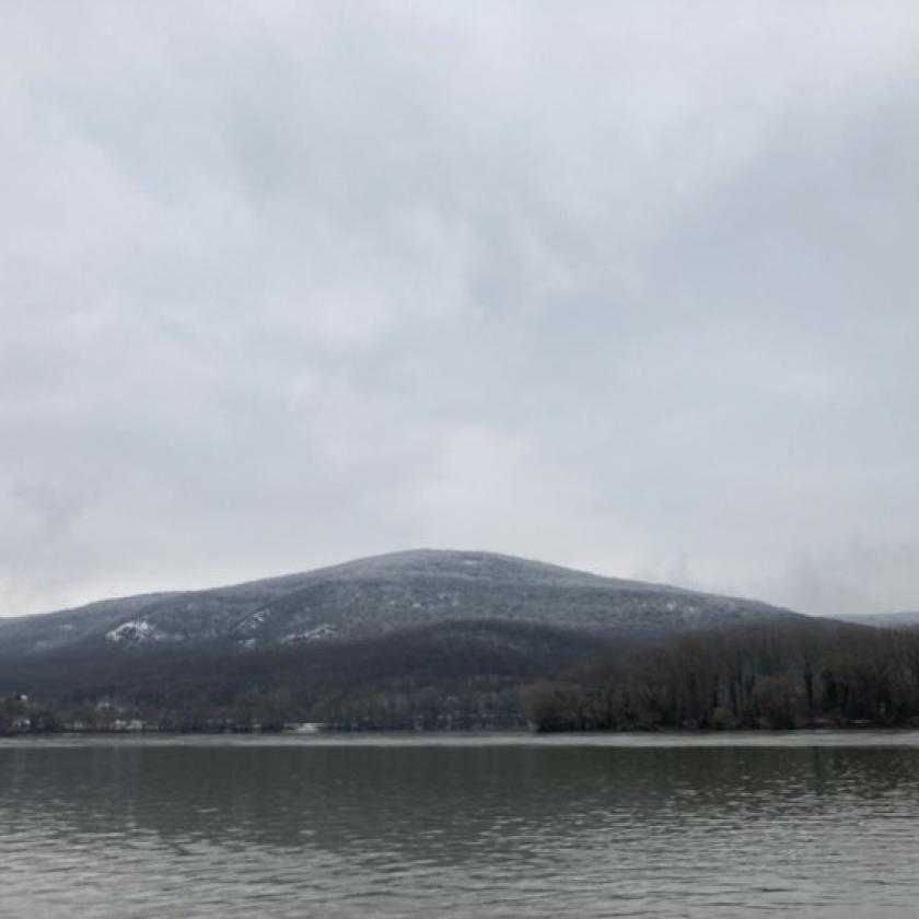 Enyhe időt hoz a kedd