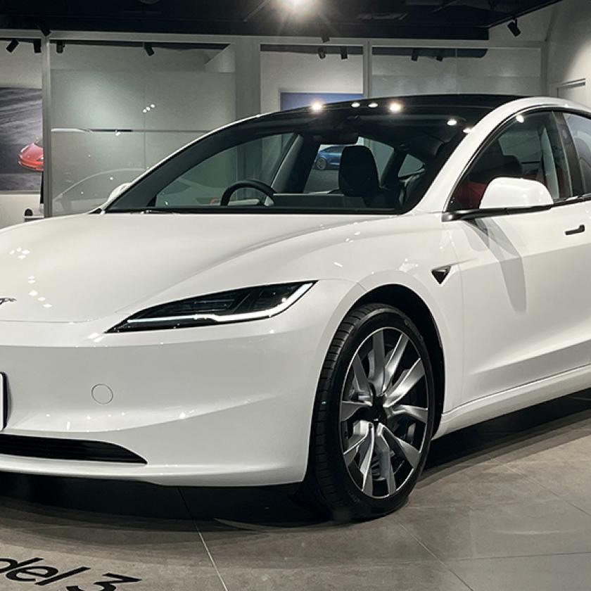 Sorra buknak meg a műszaki vizsgán a Tesla Model 3-ak