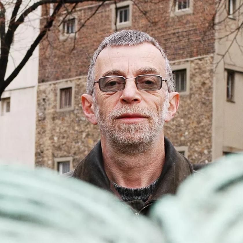 Halálra gázolták a Kreml-kritikus orosz költőt