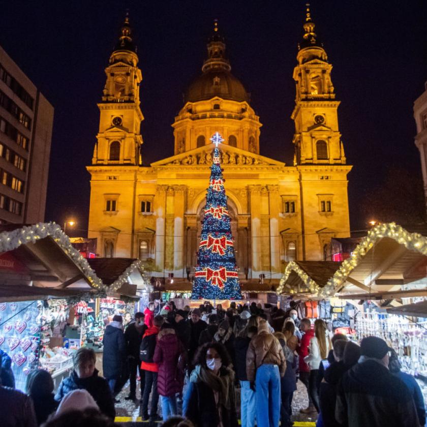 A kormány szerint "üzleti titok", hogy miért ilyen drága a karácsonyi vásár Budapesten