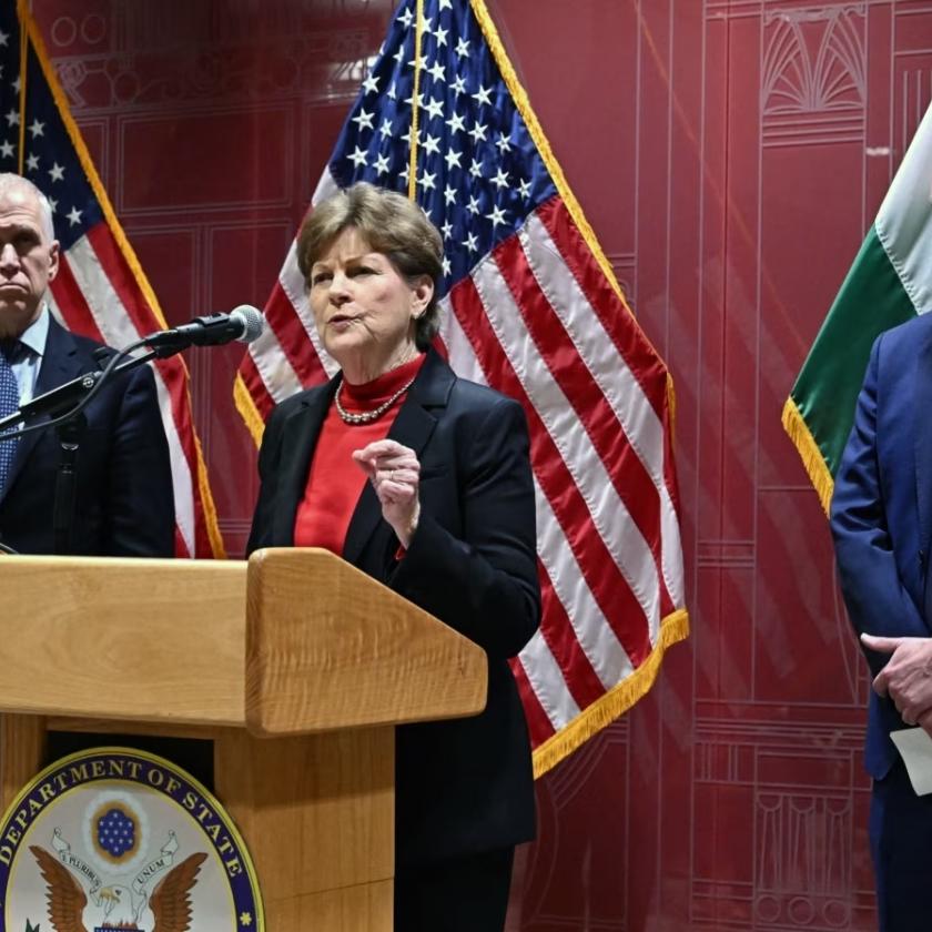 A magyar kormány nem állt szóba a NATO-bővítés miatt érkező amerikai küldöttséggel