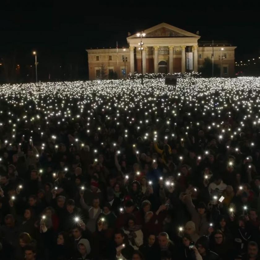 Orbán Viktor tévedett, amikor leszedte az Azahriah-t dicsérő videóját a TikTokról