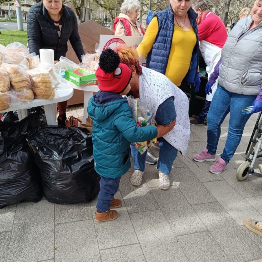 Harmadnapja nem evett, se sokat, se keveset 