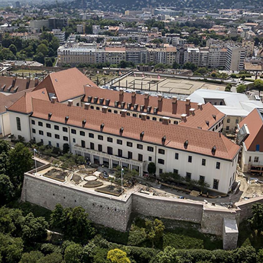 A Karmelitából érkezett az utasítás, hogy töröljék a cikkeket