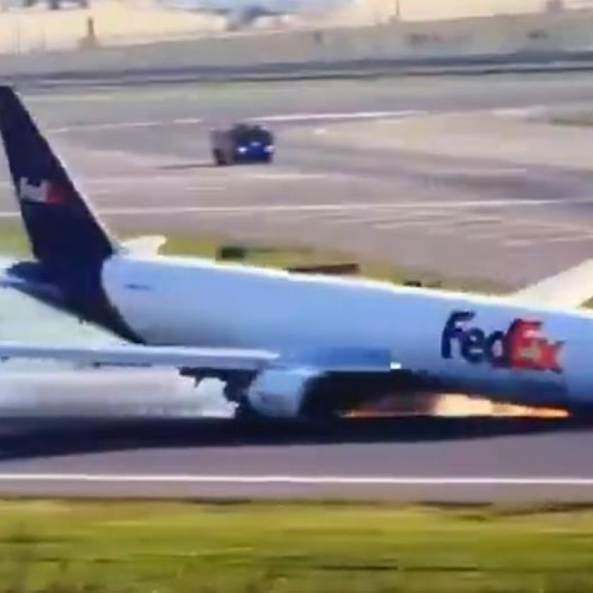 Első futómű nélkül landolt a FedEx Boeingje