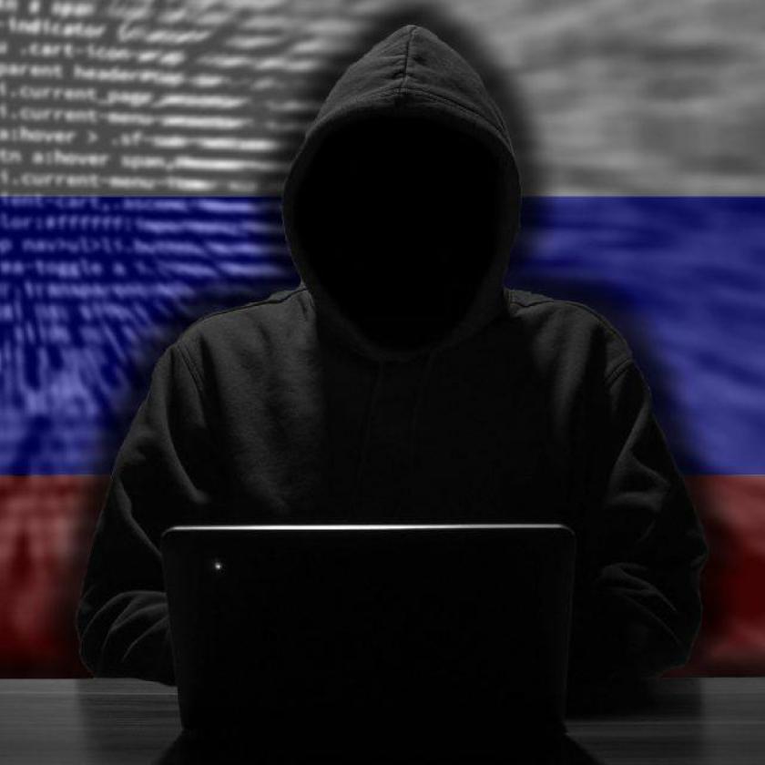 Nem cáfolták a fideszesek a parlament nemzetbiztonsági bizottságában, hogy hitelesek a dokumentumok a Szijjártó-féle külügyet nyitott könyvvé varázsoló orosz hackertámadásról 