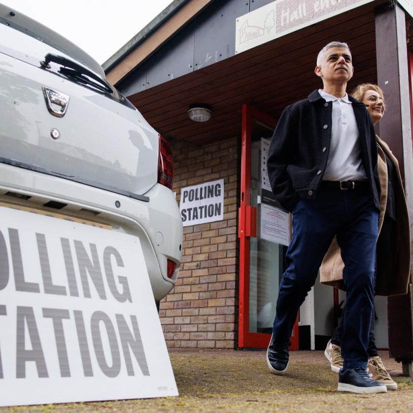 Ismét Sadiq Khant választották London polgármesterévé