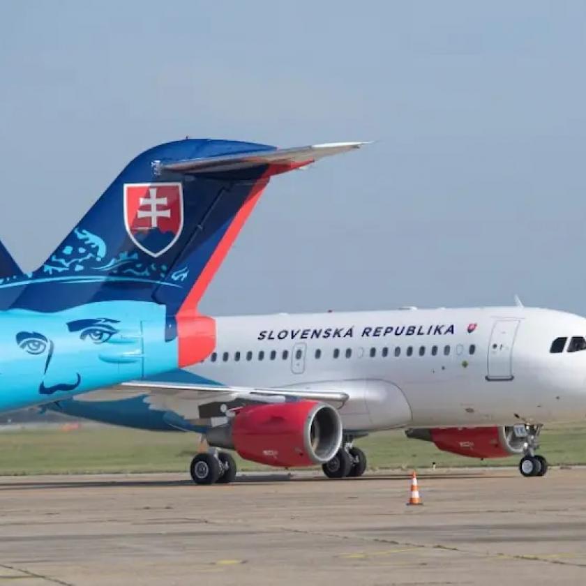 A szlovák korménygép is futballmecsre repült