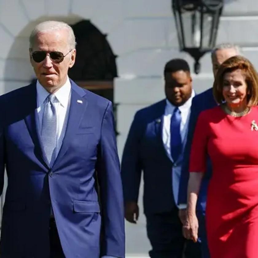 Nancy Pelosi nyilvánosan kérheti Joe Biden visszalépését 