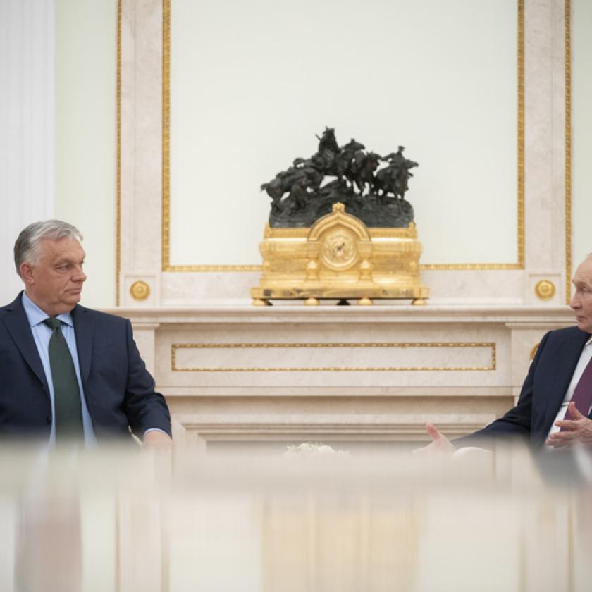 Csak magát képviselte Orbán Moszkvában