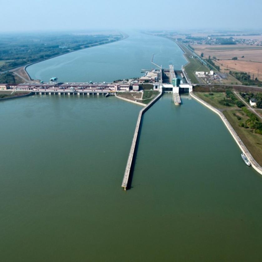 Újra terítéken Bős-Nagymaros: mégis csúcsra járhat az erőmű?