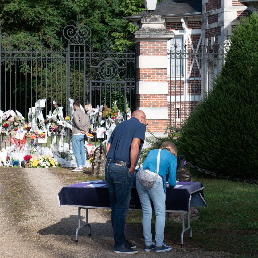 Alain Delont titokban temetik el a saját birtokán